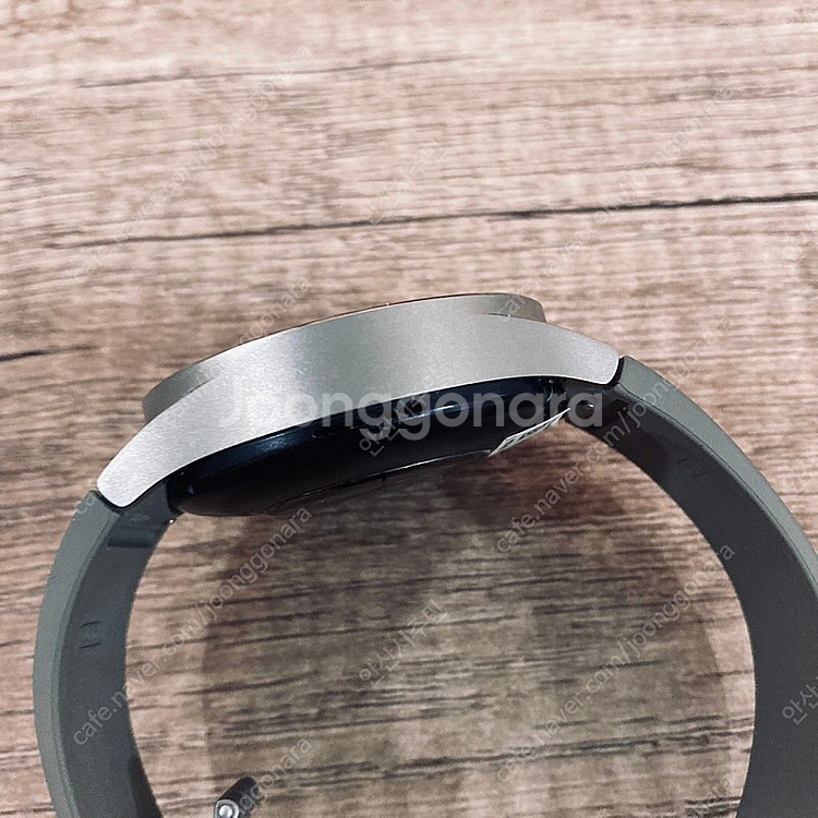 갤럭시 워치5 프로 45MM 그레이티타늄 S급 충전케이...--3