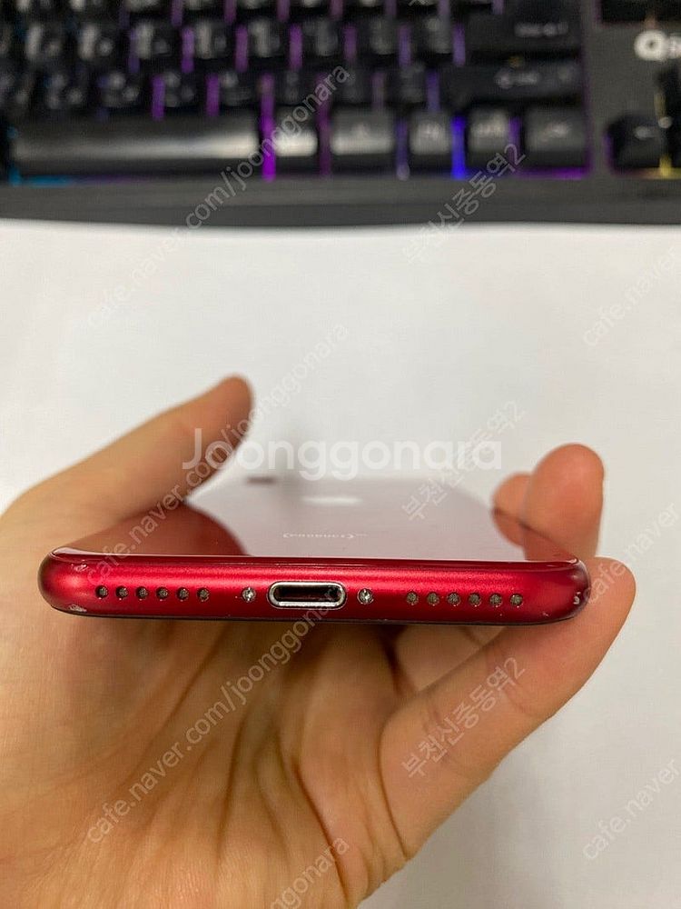 023783 아이폰SE3 레드 A급 64GB 무잔상 배...--6