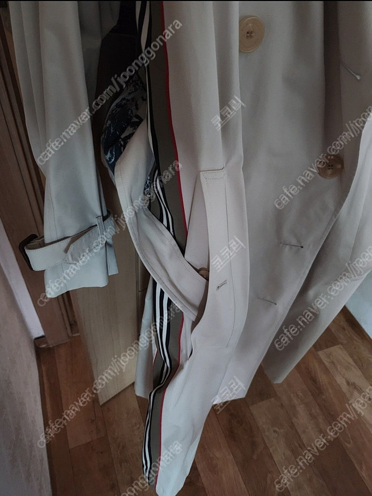 버버리 트렌치 코트(IT42)--4