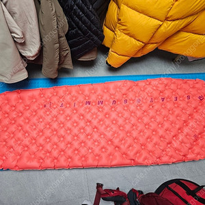 백패킹 캠핑 매트 씨투써밋
