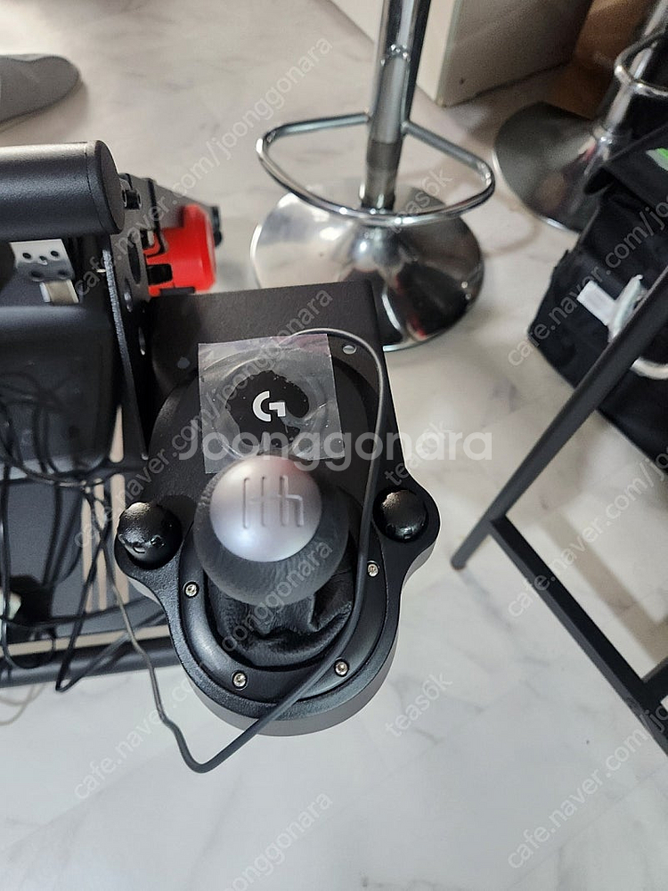 로지텍 g923 레이싱휠 세트 쉬프터 거치대포함 팝니다...--1