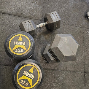 덤벨 30kg 한쌍 22.5kg 한쌍 팝니다. 인천