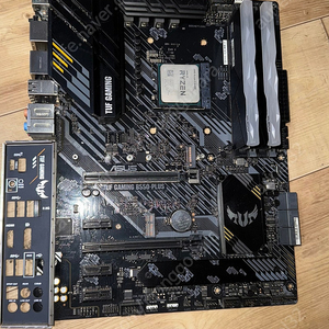 라이젠 5600 ASUS TUF Gaming B550-PLUS 램 32g 팝니다