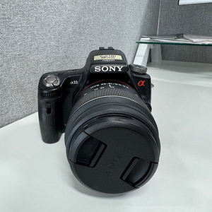 소니 알파 A33 DSLR 진열품 판매(상태 좋음)