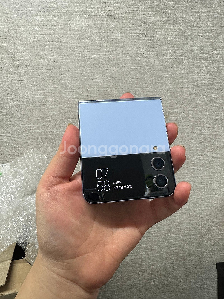 삼성 갤럭시 플립4 19만원 초가성비폰 판매합니다--0