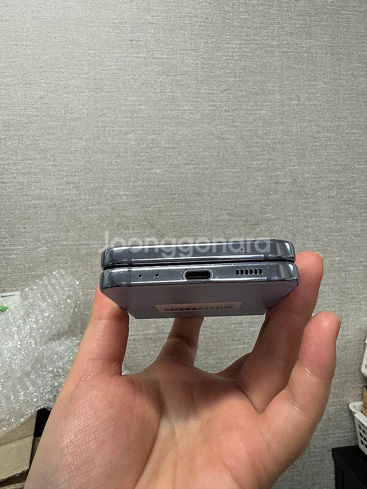 삼성 갤럭시 플립4 19만원 초가성비폰 판매합니다--1