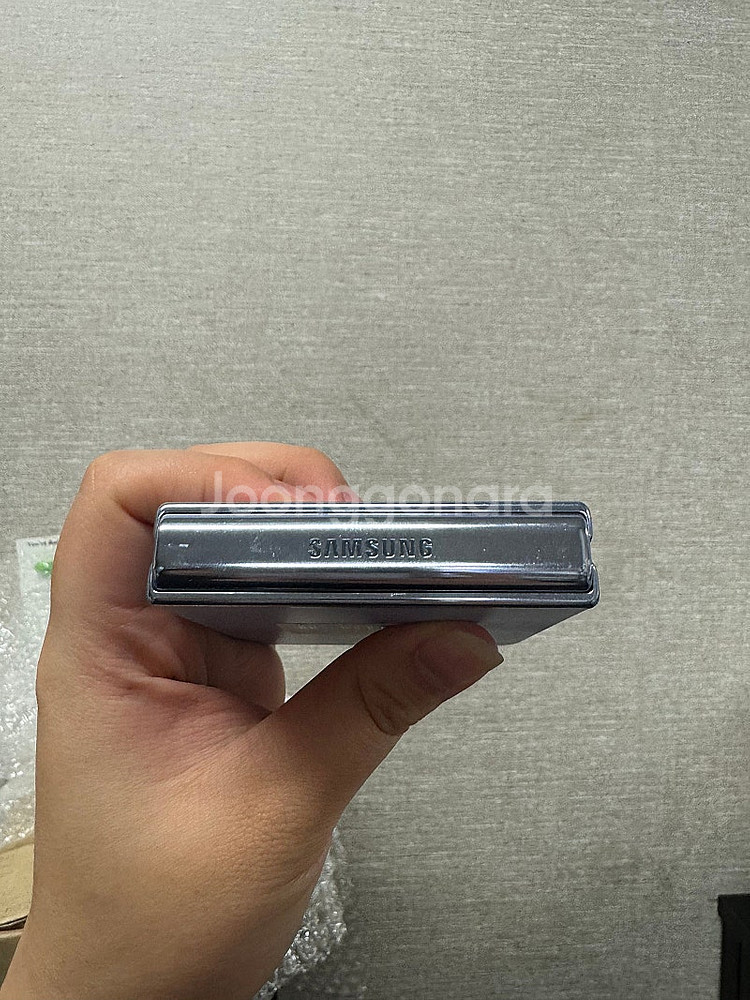 삼성 갤럭시 플립4 19만원 초가성비폰 판매합니다--3