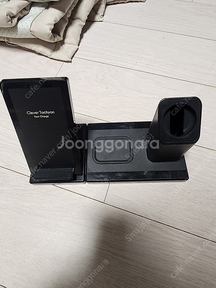 3in1 무선충전기팝니다--1