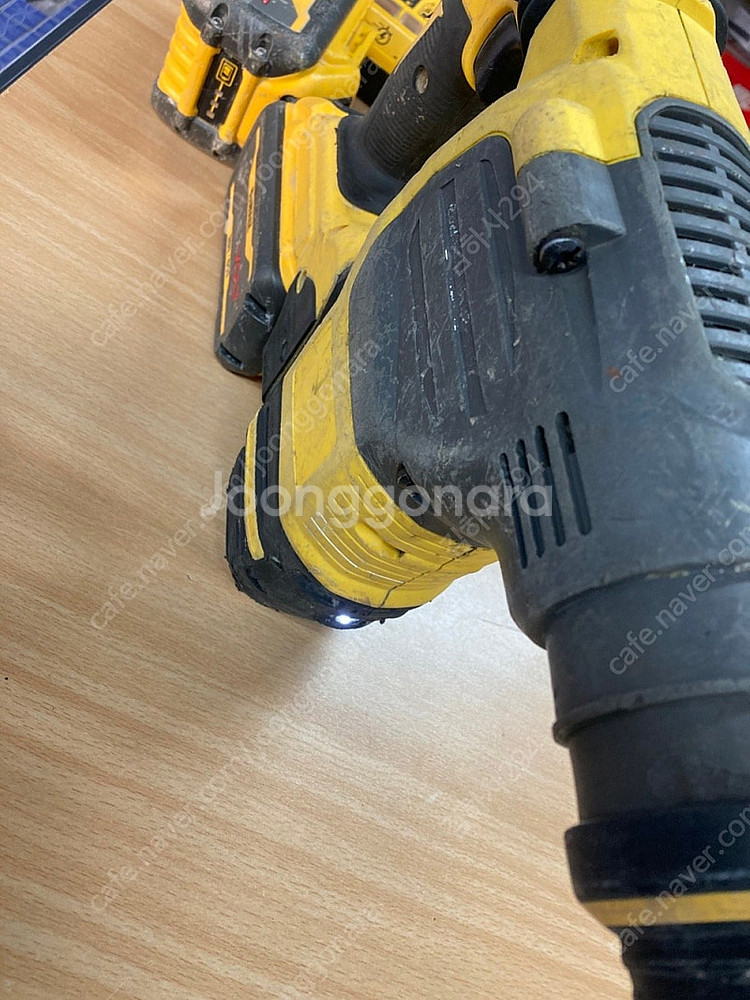 디월트 54V 로터리 해머 드릴 DCH333 세트--3