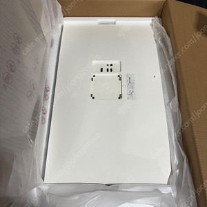 LG 32un650 32인치 4k 모니터 팝니다.