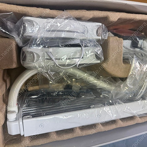 Darkflash Tracer DT-240 화이트 에디션 수냉쿨러