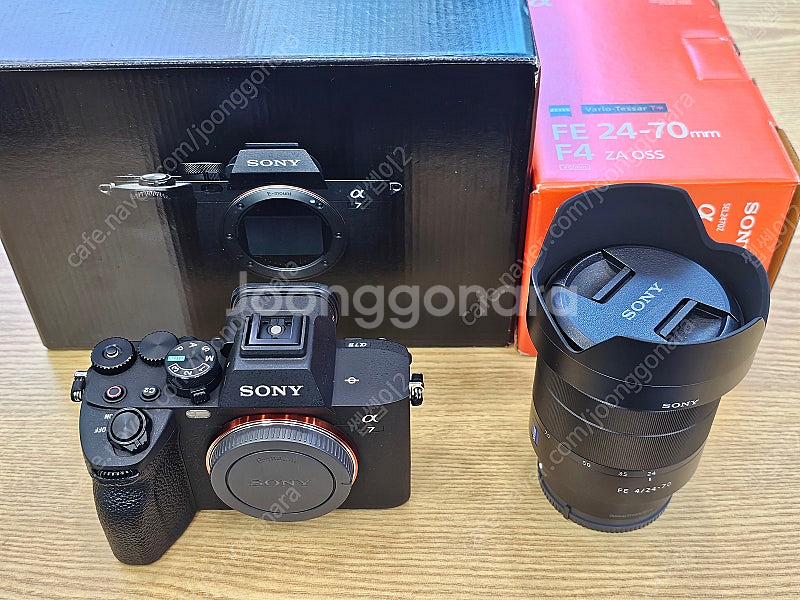 SONY 알파 A7m4 판매합니다.--0