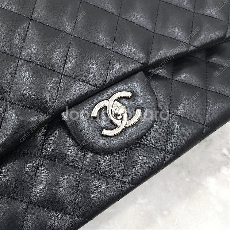 [럭스유] 샤넬 클래식 램스킨 라지 체인 숄더백 18번대--3