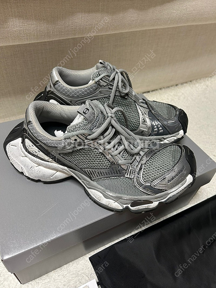 발렌시아가 스테이플러 그레이 정품(40Size)--2