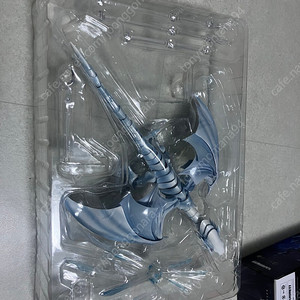 SHF몬스터아츠 푸른눈의백룡