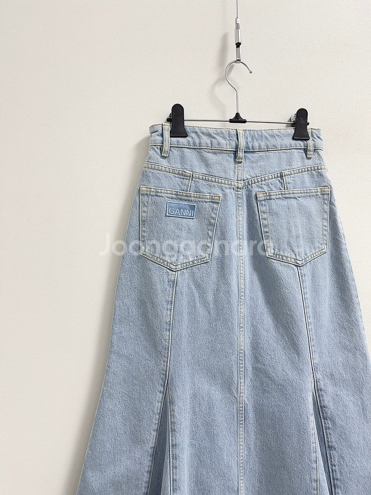 Ganni 가니 데님 스커트/ 립 카라 니트/ 폴로 랄...--7