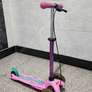 마이크로 미니 킥보드
