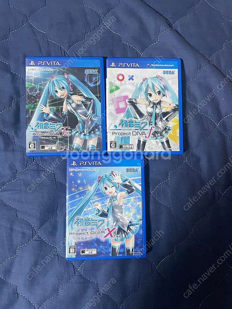PS vita 하츠네미쿠 일판 X,F,F2--0