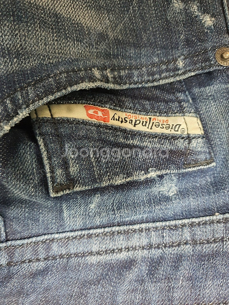 디젤 토머X 슬림핏 남자 청바지 33인치 판매--2