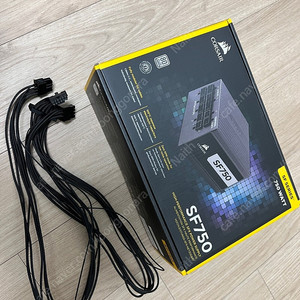 커세어 SF750 + 12vhpwr 케이블 판매합니다