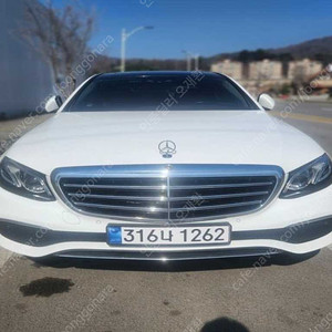 벤츠E-클래스 W213 E220d 4MATIC 익스클루시브★중고차★할부★리스★전액할부★카드★탁송★24시간 상담 가능합니다★