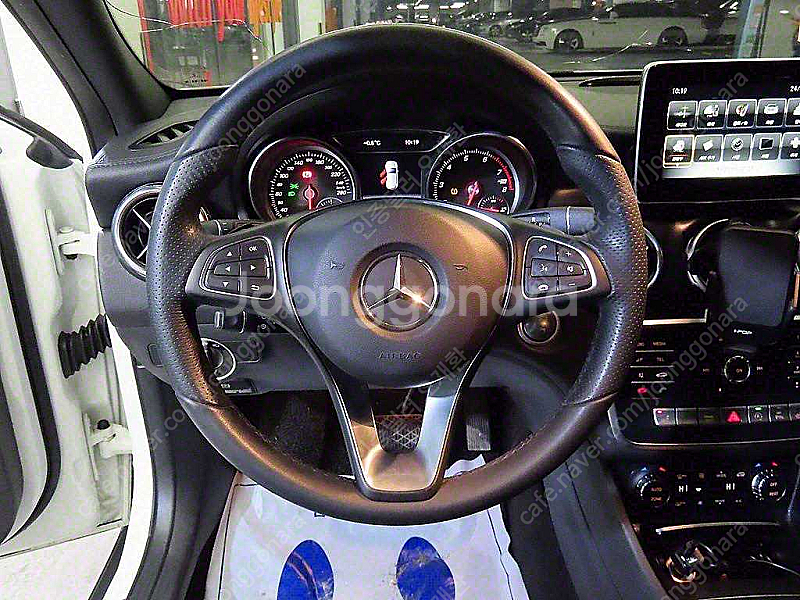 벤츠GLA클래스 X156 GLA220 프리미엄★중고차★할부★리스★전액할부★카드★탁송★24시간 상담 가능합니다★--7