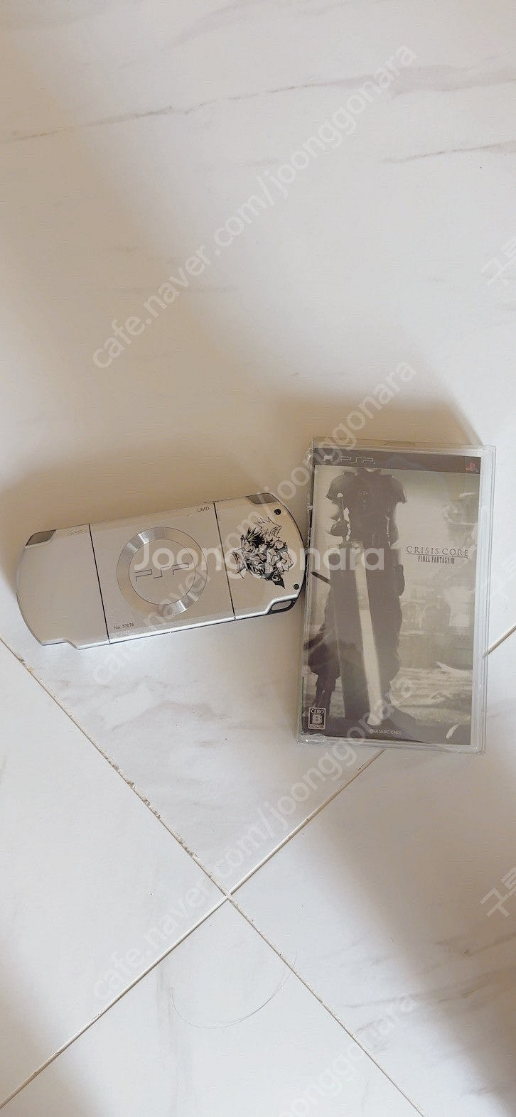 psp 크라이시스 코어 한정판--0