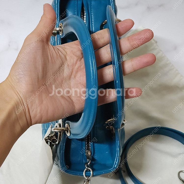 디올 레이디백 유색 블루 미디움 새상품급--1