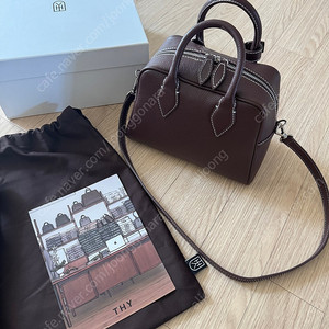 띠서울 THY SEOUL(킴스어패럴) 클래식 레옹백 초코브라운