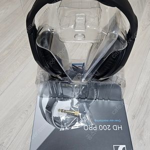 젠하이저 HD200 Pro 판매합니다