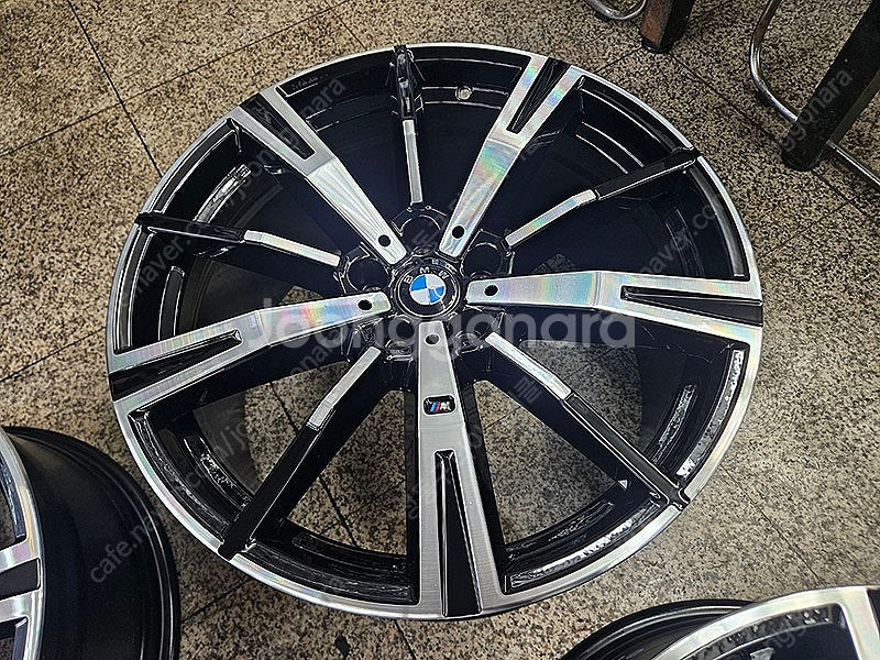 [판매] BMW G60 5시리즈 938M 정품 20인치...--4