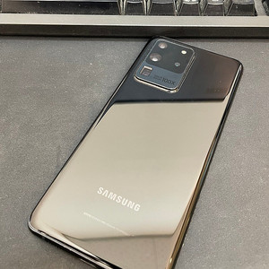 갤럭시S20울트라 256GB 블랙 상태좋은 중고23만팝니다.