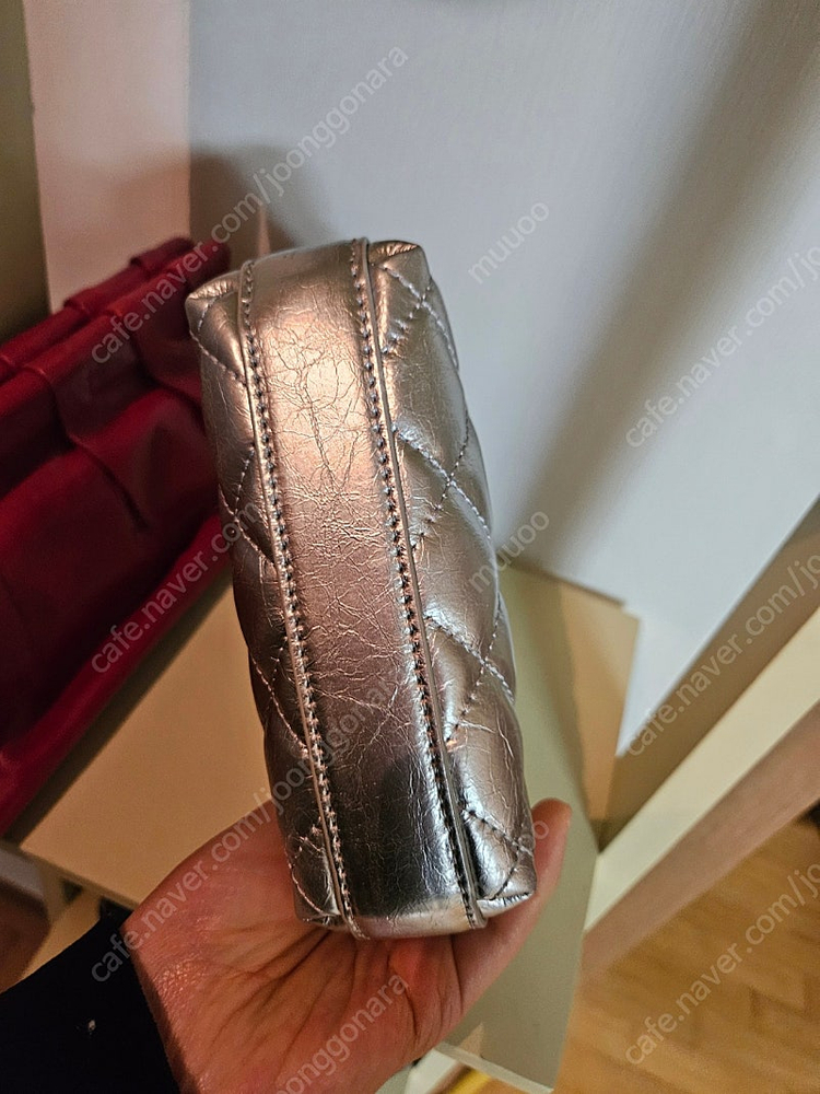 아더앤드 실버백--6