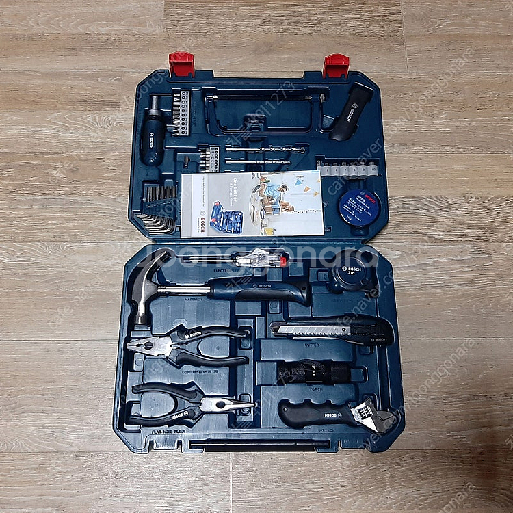 미사용 보쉬 공구세트(108pcs) 팝니다--1