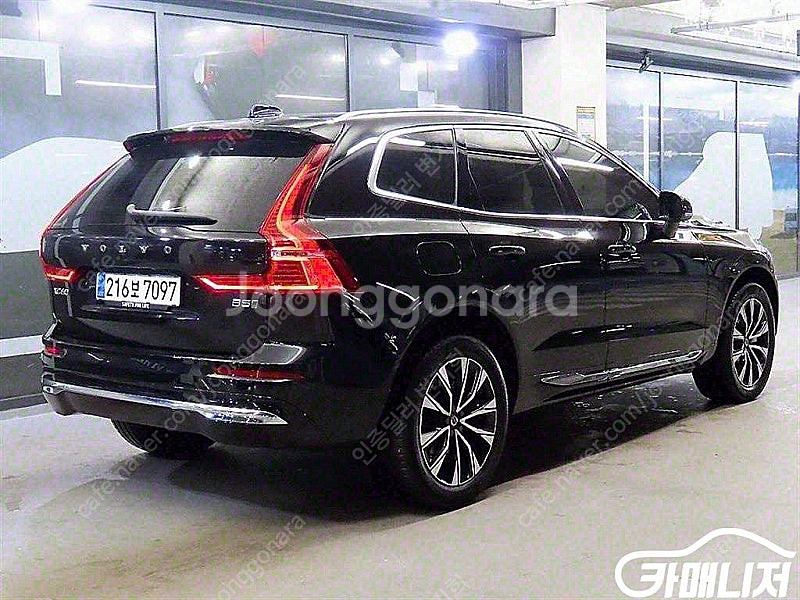 [볼보]XC60(2세대) B5 AWD 얼티메이트 브라이...--4