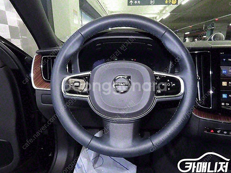 [볼보]XC60(2세대) B5 AWD 얼티메이트 브라이...--8