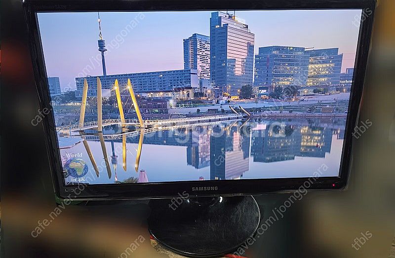 삼성 24인치 LED 모니터 S24A350T 팝니다--0