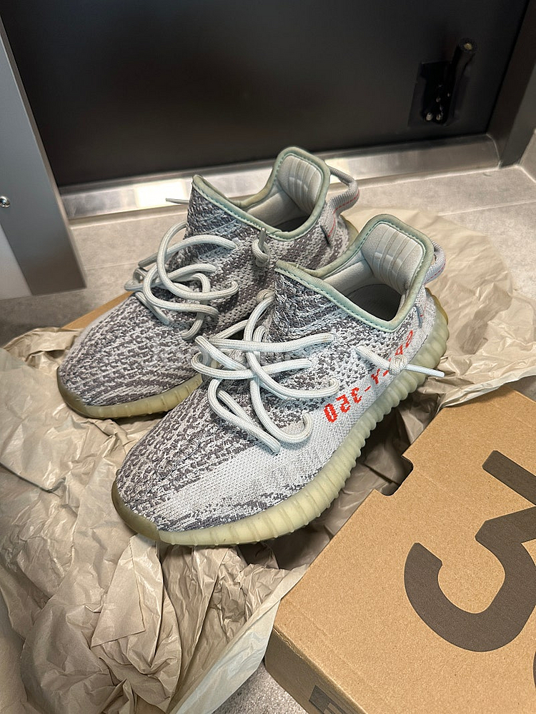아디다스 이지부스트 350 V2 225--0