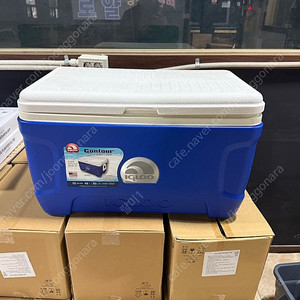 이글루 아이스박스 컨투어 52QT 판매합니다.