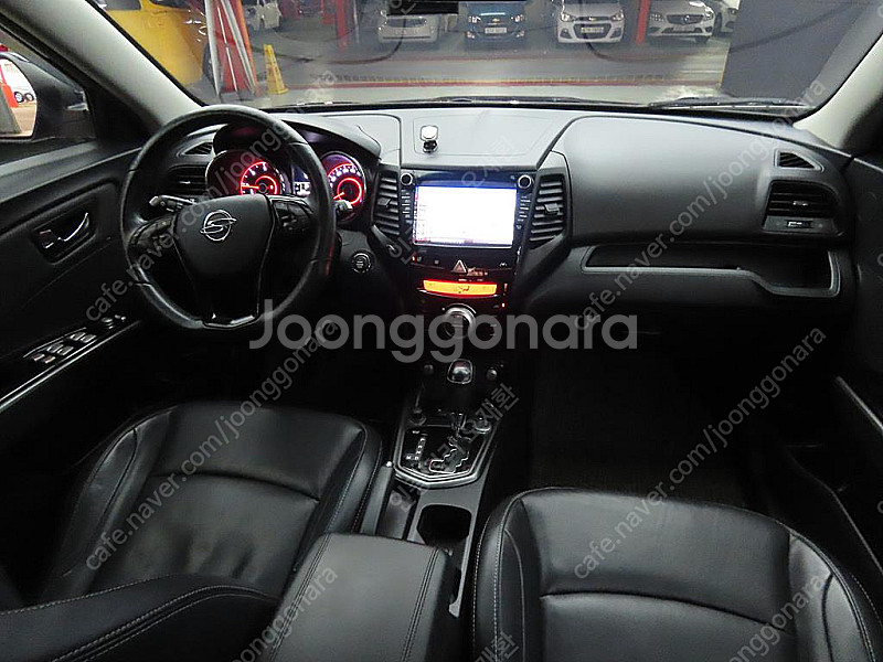 KG모빌리티(쌍용) 티볼리 에어 4WD 디젤 1.6 R...--4