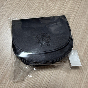 바비브라운 파우치