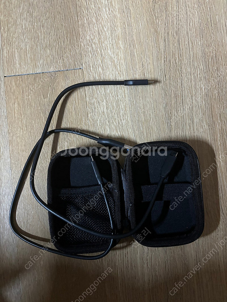 삼성전자 포터블 외장하드 SSD T7 1TB--1