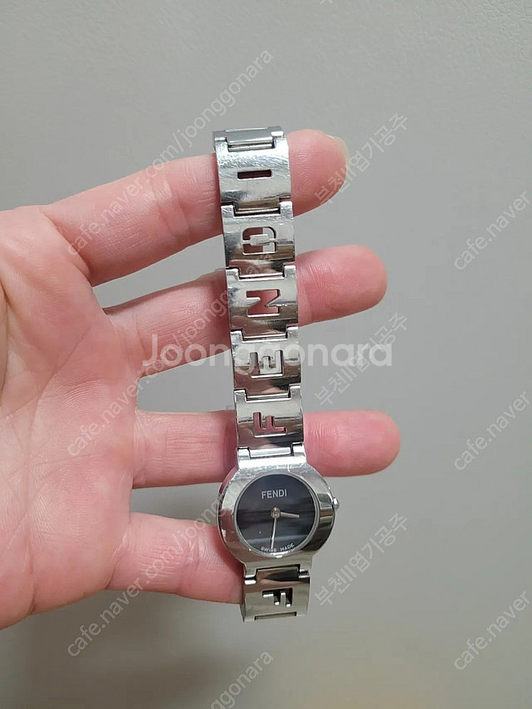 펜디 여성시계--4