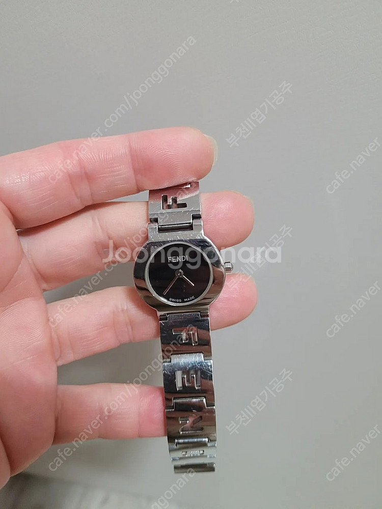 펜디 여성시계--8