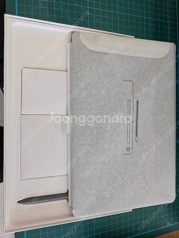 갤럭시탭 s9fe 128기가 와이파이버전 상태극상팝니다...--6