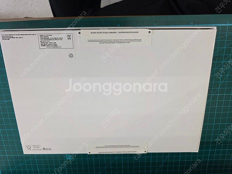 갤럭시탭 s9fe 128기가 와이파이버전 상태극상팝니다...--7
