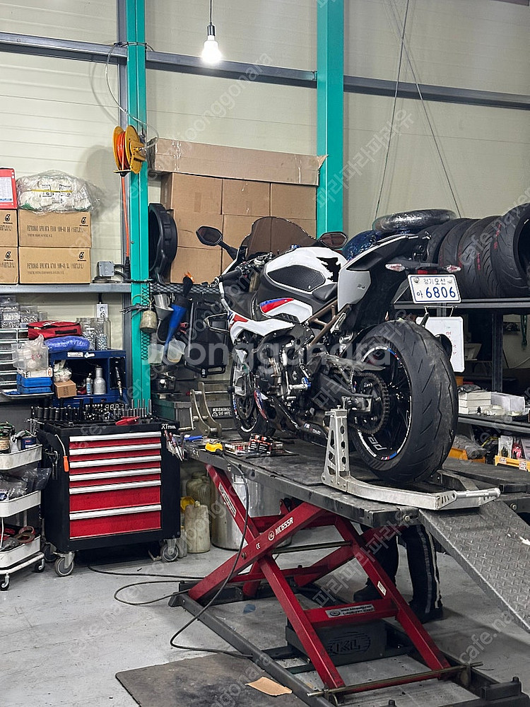 BMW s1000rr m패키지 팝니다--6