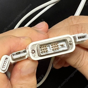 애플 HD시네마 모니터 A1082