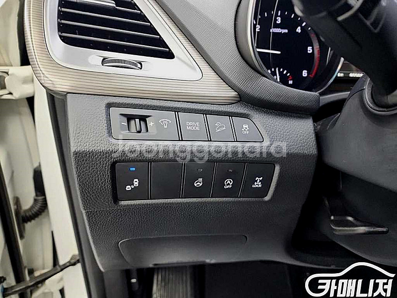 [현대]더뉴맥스크루즈 E-VGT R2.2 4WD 익스클...--6