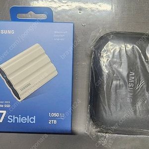 (미개봉, 정품)삼성 ssd t7 shiel d 2tb 판매. 택포 + 케이스 사은품